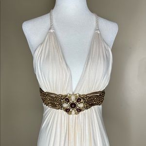 Sky off white top.. size s!